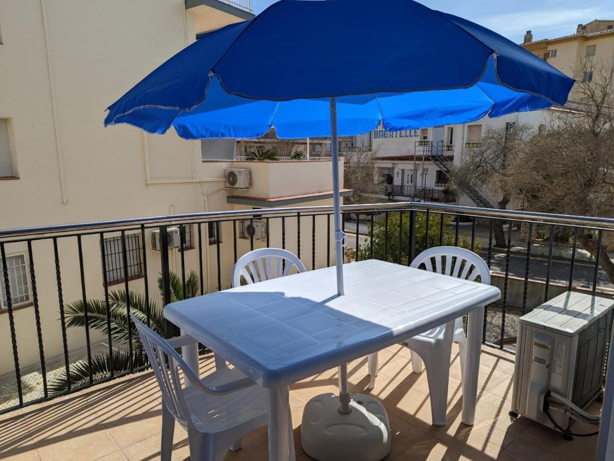 Apartamento En Roses, A 2 Minutos A Pie De Playa Eksteriør billede